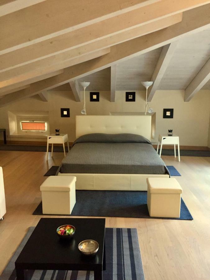 Residenza Virgiliana Suite Con Terrazza-Centro Storico Mantova Exteriör bild